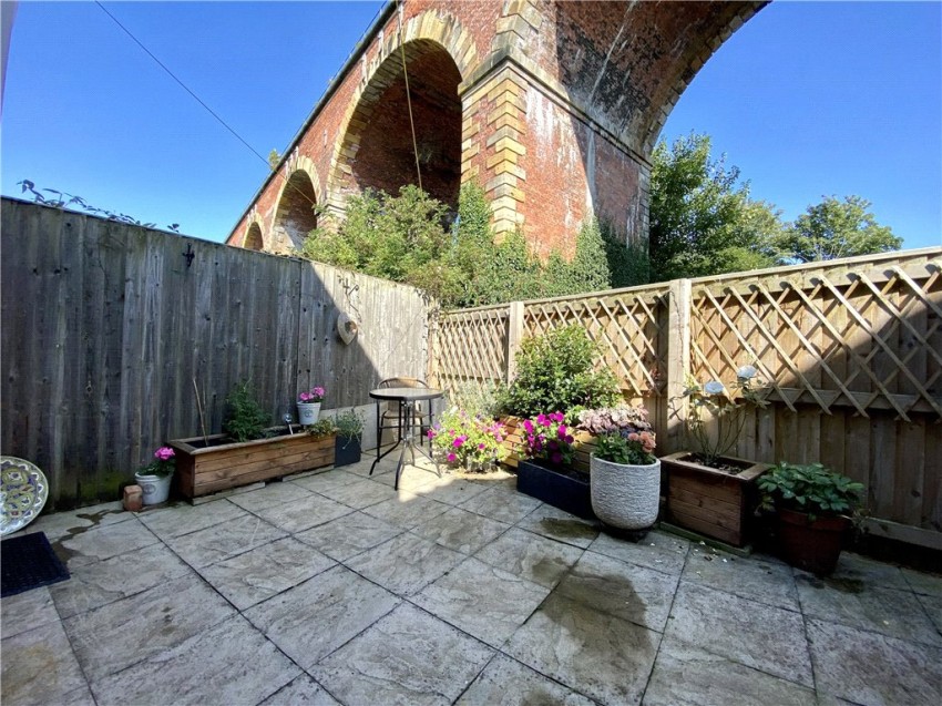 Images for Yarm