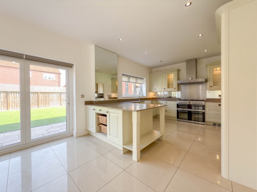 Images for Yarm
